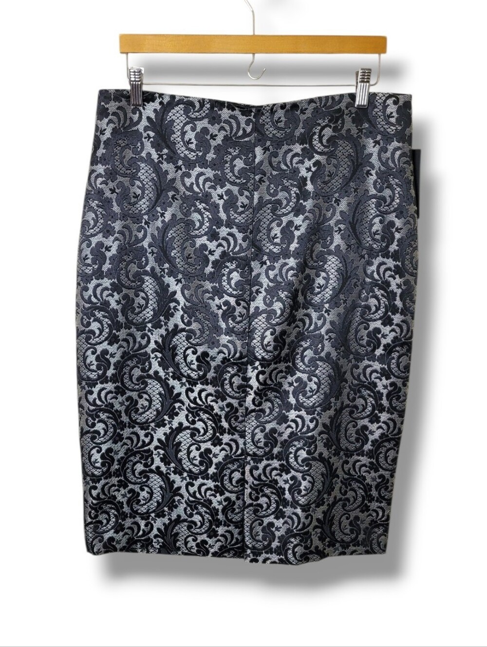 NWT Worthington Black & Gray Jacquard Skirt